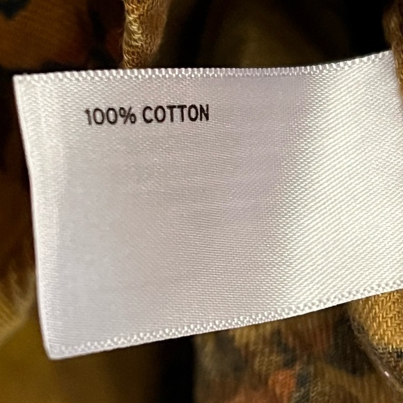 Duluth Trading Co. Men’s 2XL Tan Brown Bear Patterned Relaxed Fit Shirt - Picture 4 of 6